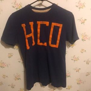 Hollister t-shirt